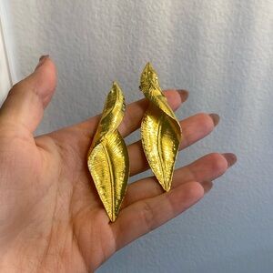Zara Gold leaf earrings